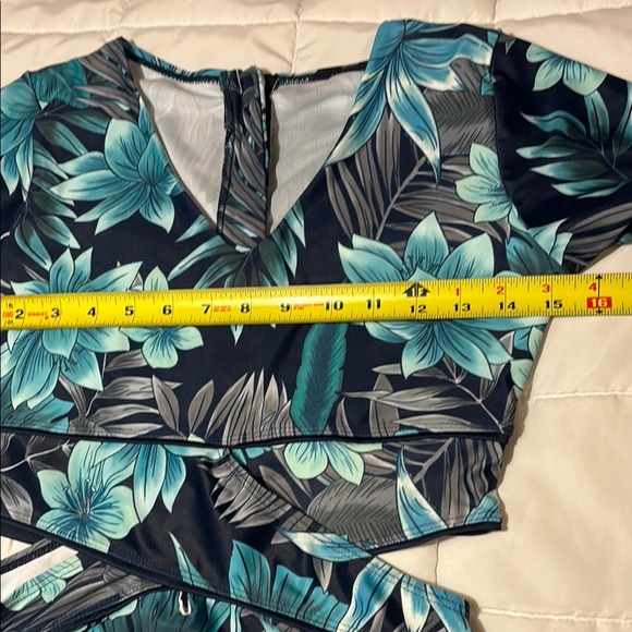 RashGaurd Long Sleeve One Piece Swimsuit Floral Blue Teal - Picture 4 of 16